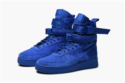 caliroots nike